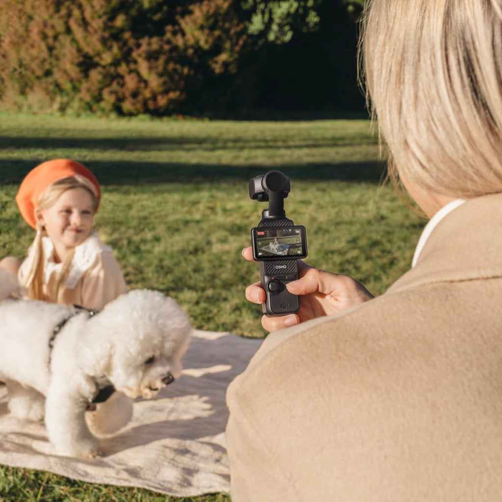 DJI Osmo Pocket 3 Creator Combo, Vlogging Camera with 1'' CMOS & 4K/120fps