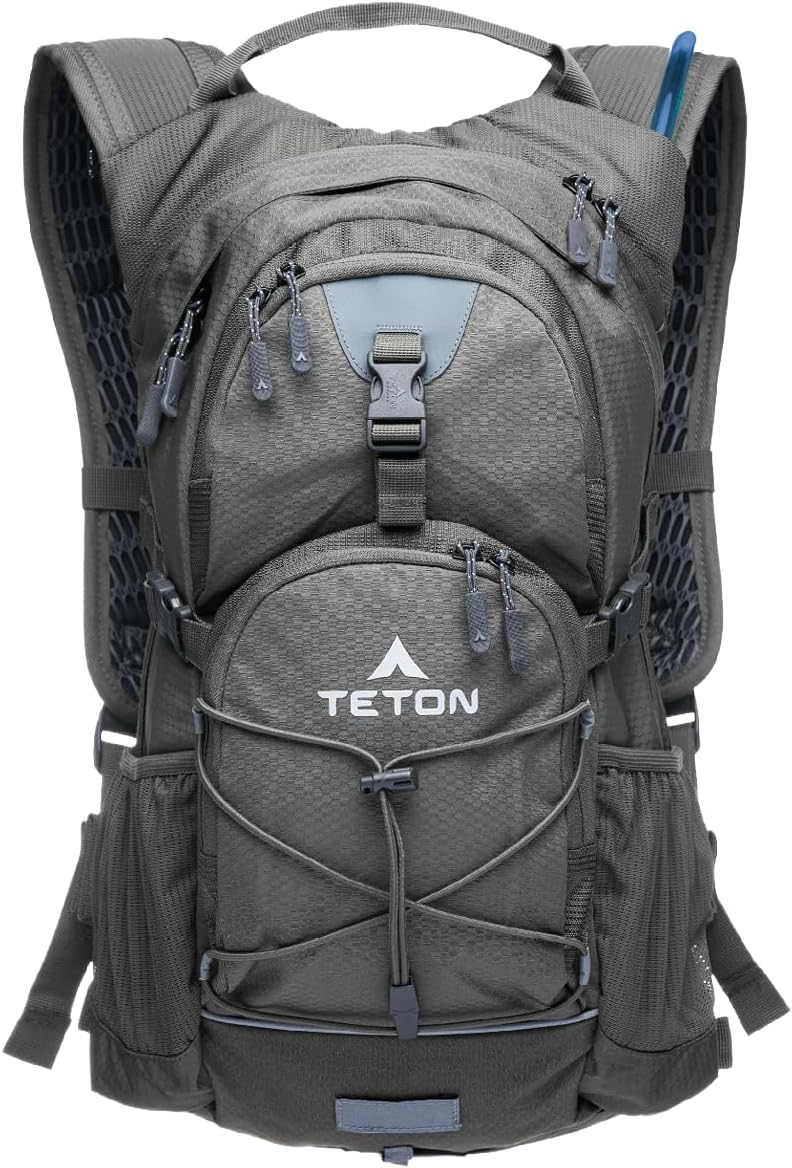 Teton Oasis/Trailrunner Hydration Backpack – Lightweight Water Pack with 2L/3L Bladder for Hiking, Running, Cycling, Biking 18L/22L Sizes – Sewn-in Rain Cover – Fits Men and Women